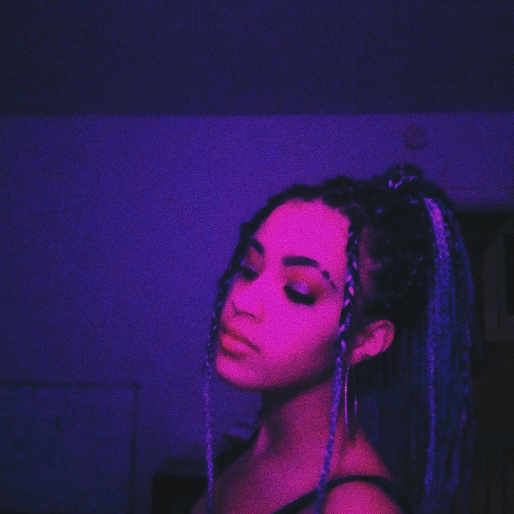 Meet your Posher, Savannah